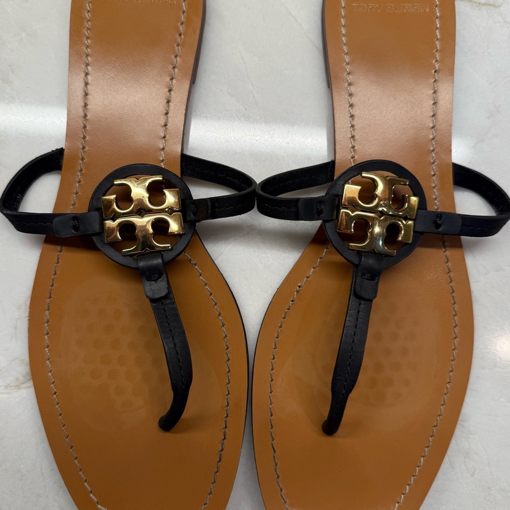 Tory Burch Mini Miller Women’s Size 10.5 Black Leather Gold Logo Thong Sandal